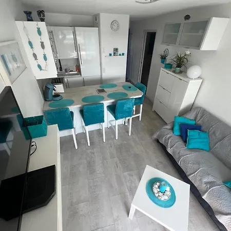 T3 Front De Avec Piscine Appartement *