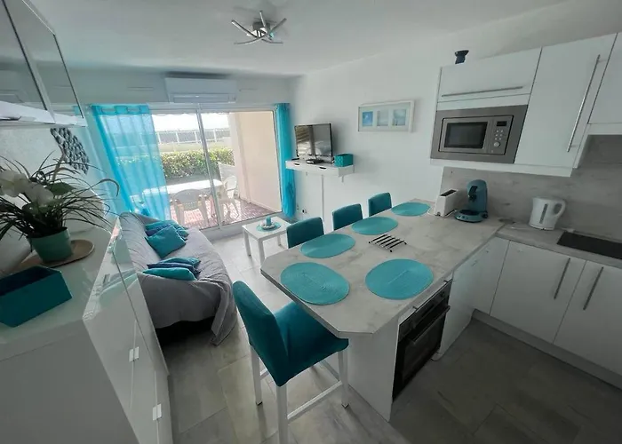 T3 Front De Avec Piscine * Фронтиньян